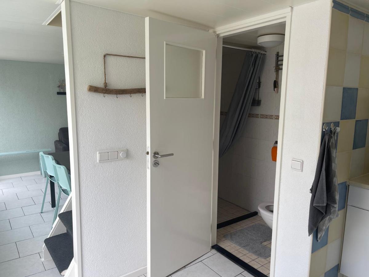 Guesthouse West ノールトウェイク エクステリア 写真